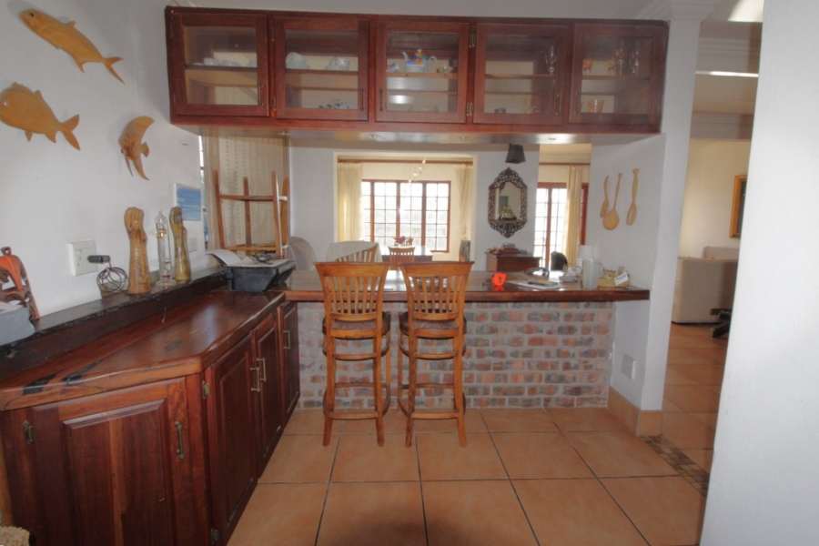7 Bedroom Property for Sale in Noorsekloof Eastern Cape